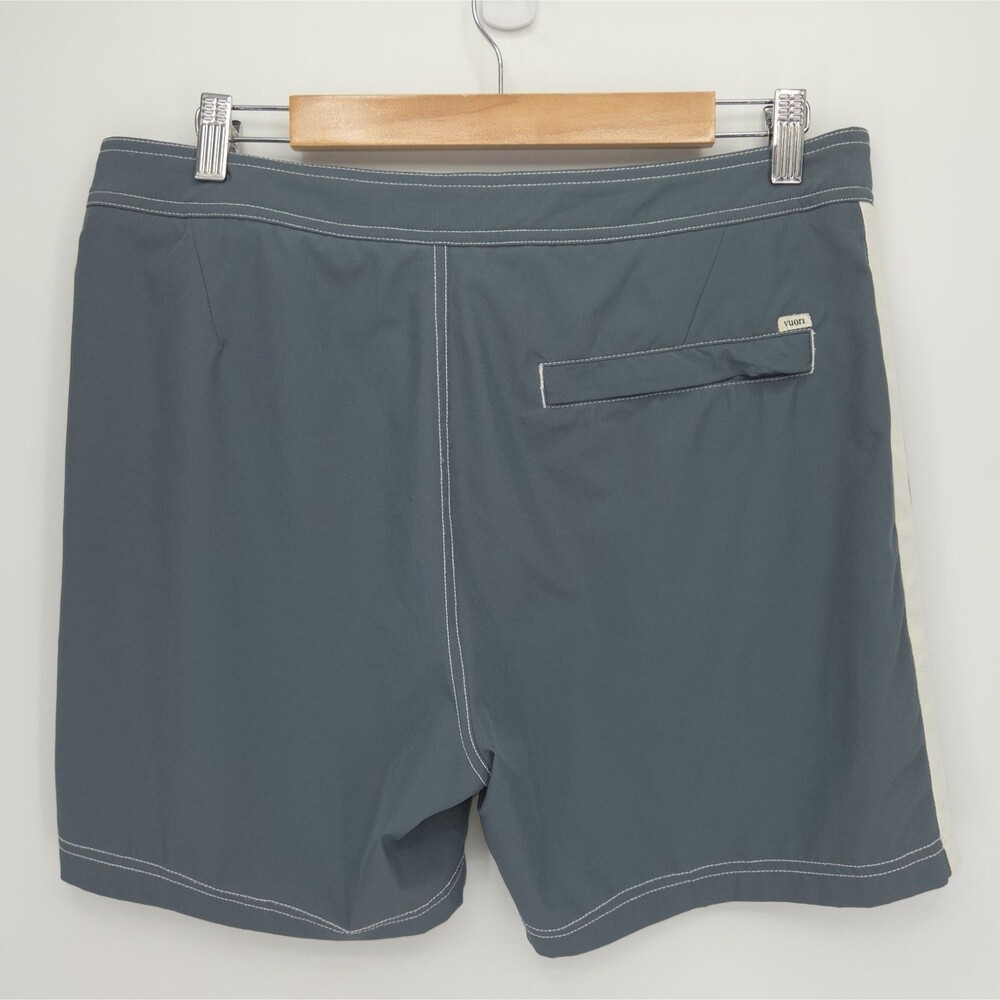 Vuori Mens Puerto Boardshorts Swimming Trunks Blue White Size 32 - Picture 3 of 4